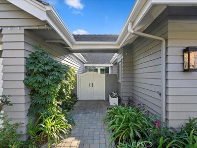7 Northampton Ct #104, Newport Beach, CA, 92660