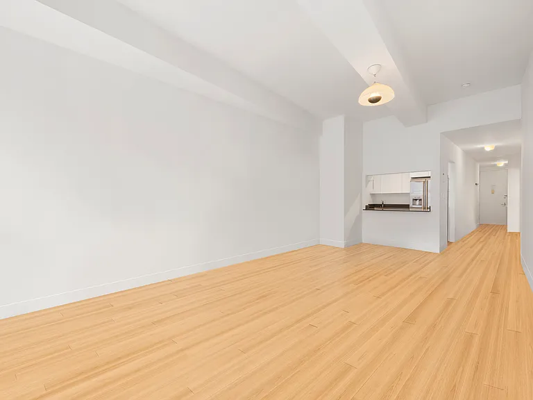 99 John St #723 — Photo 3