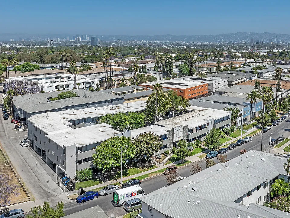 Baldwin Hills Apartments