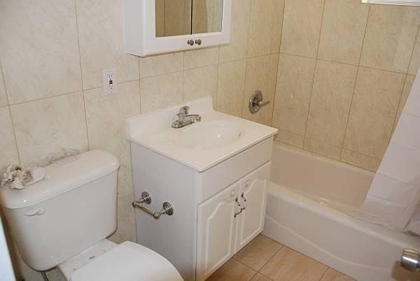 1st image of 117-23 9th Ave #1
