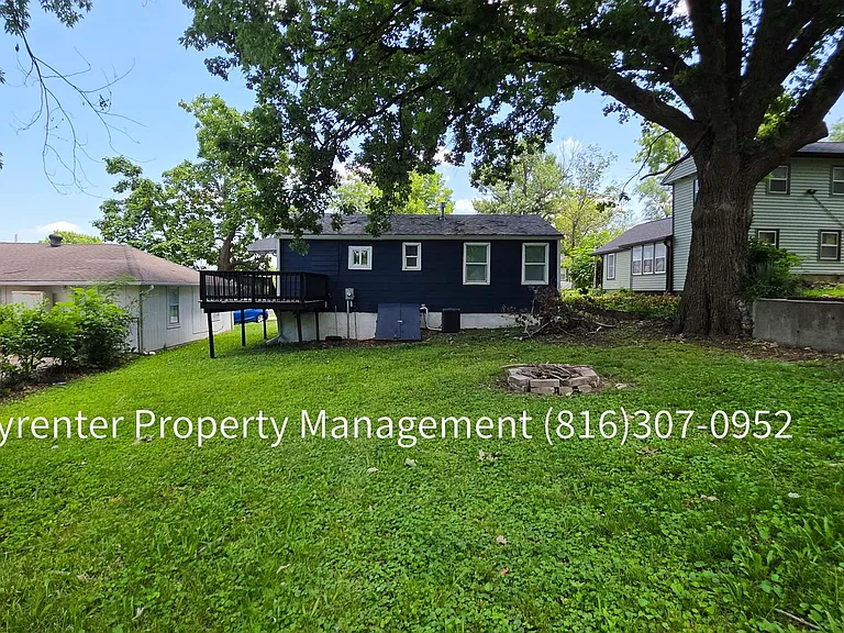 802 S Logan Ave — Photo 18