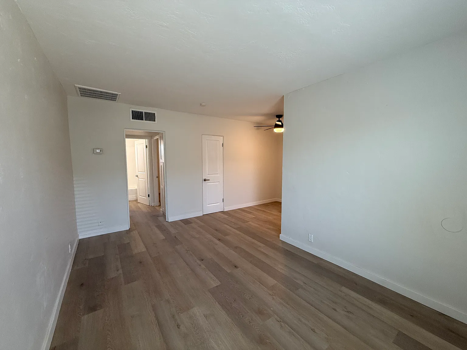 1406 E Roosevelt St — Photo 3