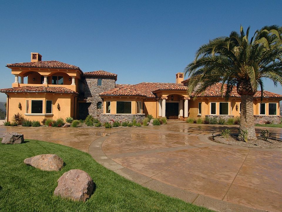 Dramatic Single Story Tuscan Villa