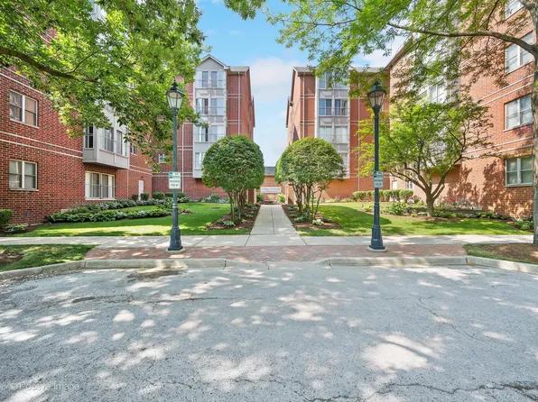 27 E Hattendorf Ave Unit 312, Roselle, IL 60172