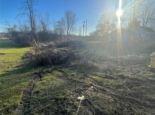 6064 Robinson Rd #2, Lockport, NY 14094