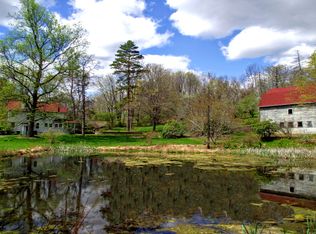 402 Winterton Rd, Bloomingburg, NY 12721