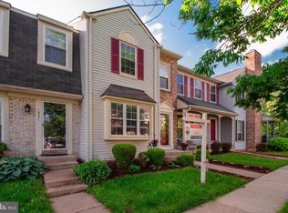 14519 Ravenscar Ct, Centreville, VA 20121