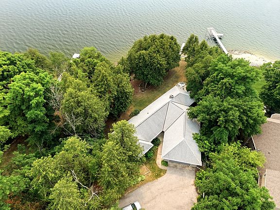 4th image of 4529 Laurie Ln