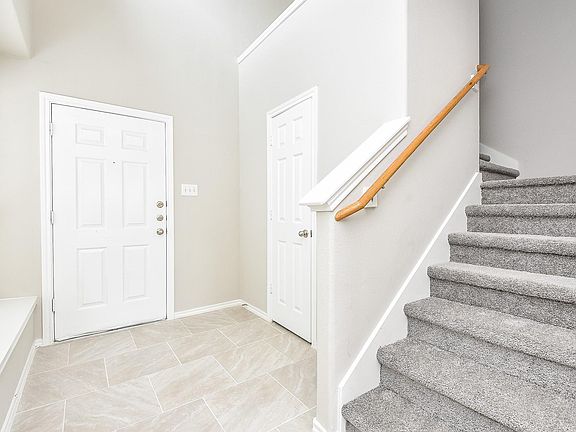 5th image of 5619 Stonecloud Ln