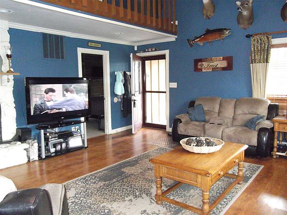 5th image of 3075 W Dugger Ave