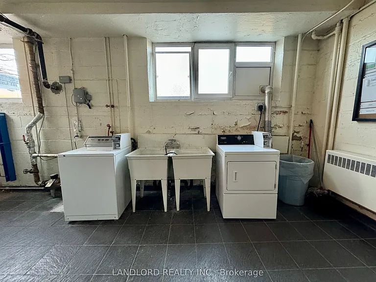 36 Wood Glen Rd #302 — Photo 14