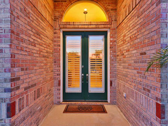 4th image of 755 Sandy Hill Cir