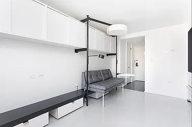 Rented by Living New York