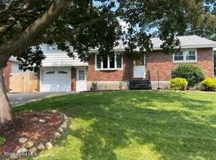 2074 Rensselaer Ave, Schenectady, NY 12303