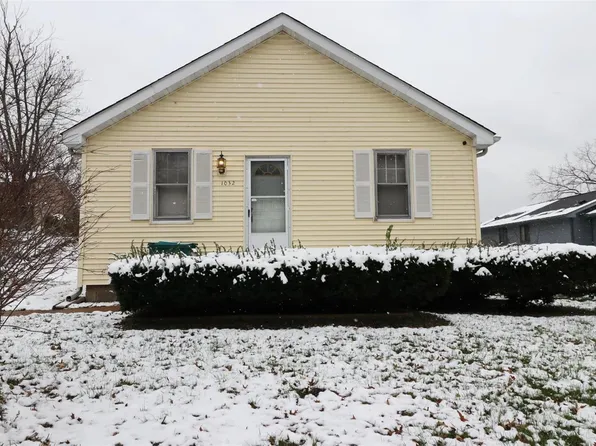 1032 Miller Rd E, Imperial, MO 63052