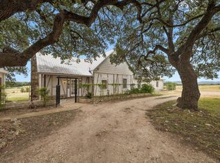 48 Holiday Road, Out of Area, TX 78013
