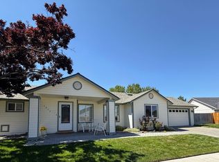 1413 Edlesborough Cir, Gardnerville, NV 89410