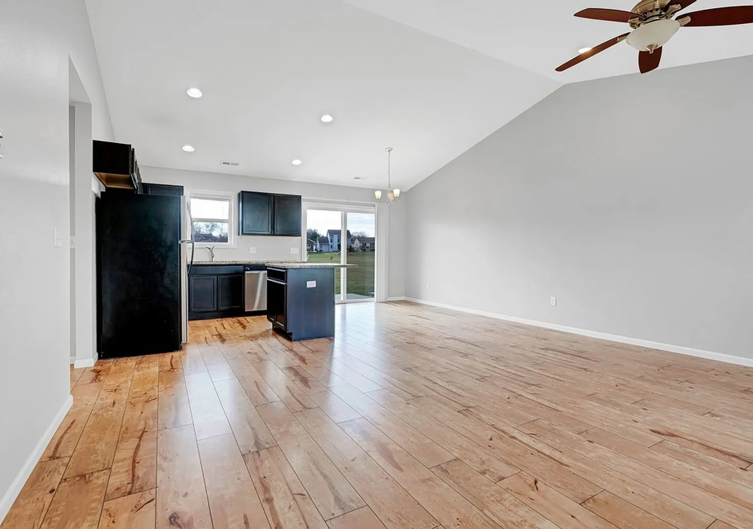 2 Bed 2 Bath Townhome — Photo 3