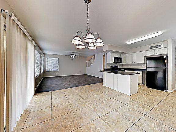 5th image of 15180 W Yucatan Dr