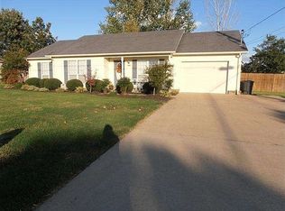 870 Sir Lionel Ave, Dyersburg, TN 38024