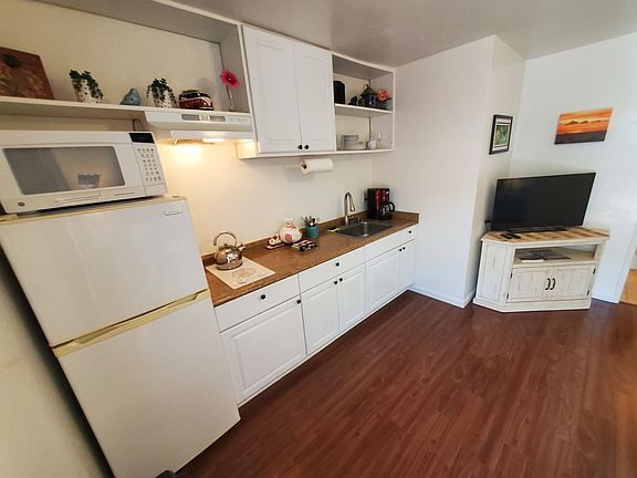 5th image of 7504 Baltic St