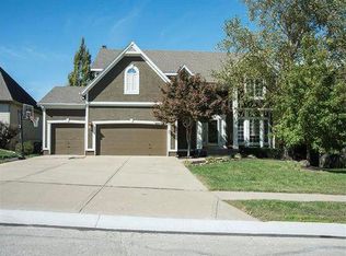 4626 Anderson St, Shawnee, KS 66226