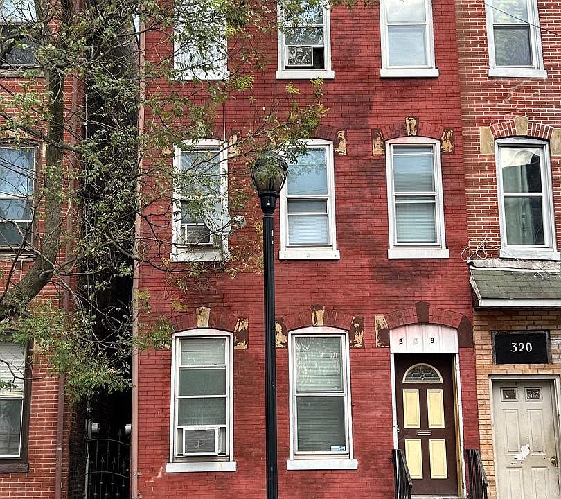 1st image of 318 S Clinton Ave