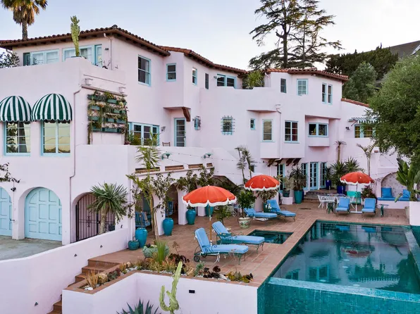 3700 Lowry Rd, Los Angeles, CA 90027