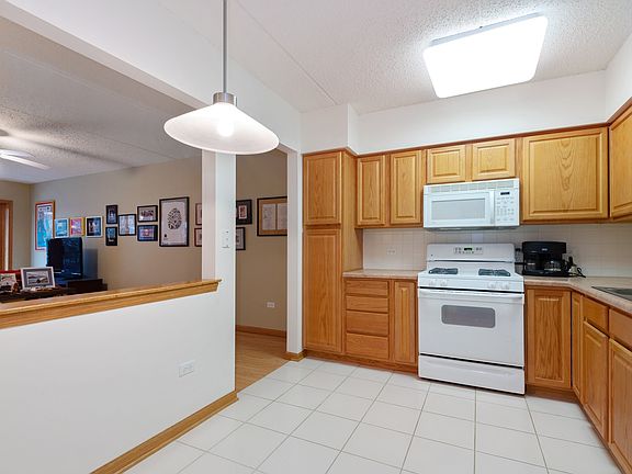 5th image of 5105 Madison St Unit 202