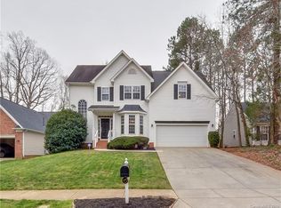 9922 Glencrest Dr, Huntersville, NC 28078