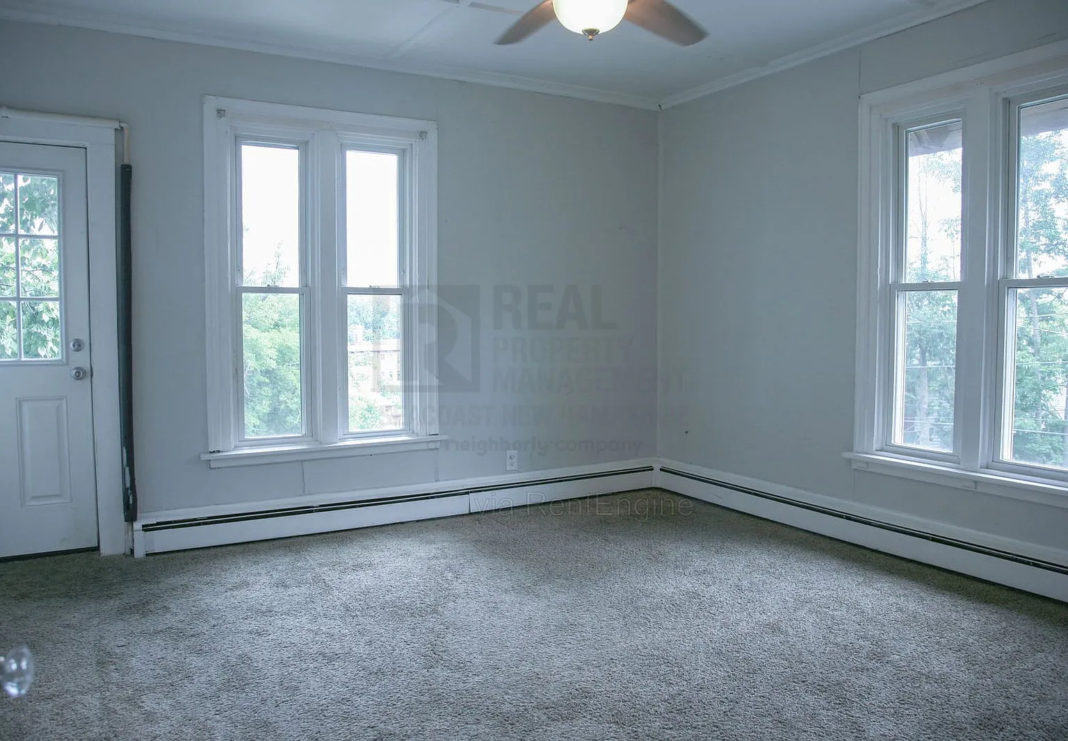 2 bed, 1.0 bath, 800 sqft, $1,600 — Photo 1
