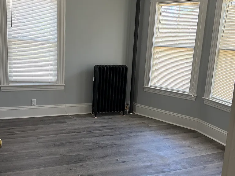 136 Western Ave #1 — Photo 5