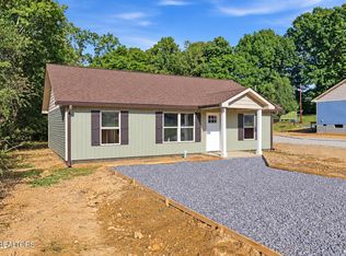 305A S Fowler St, Clinton, TN 37716