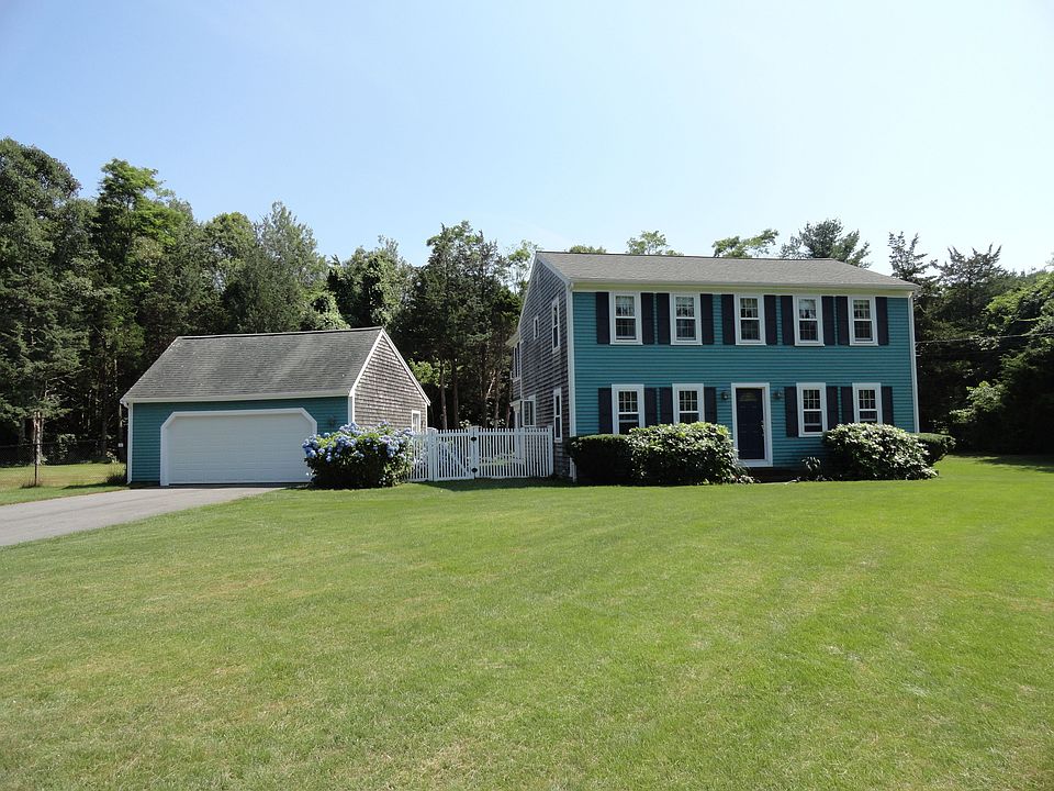 House from front lawn
