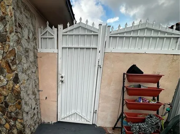 (undisclosed Address), Hialeah, FL 33010