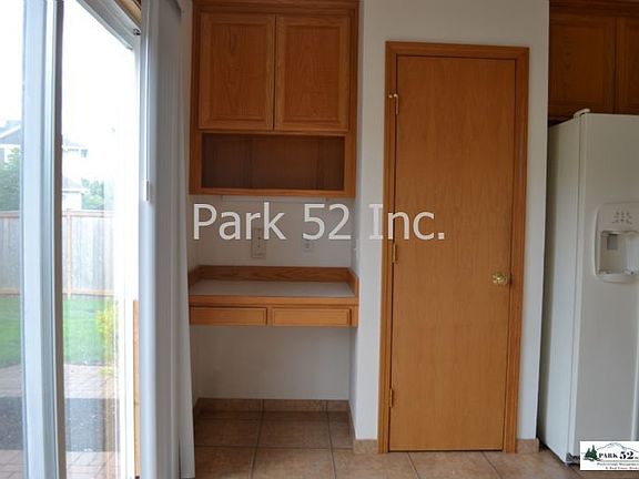5th image of 8111 48th Ave SW