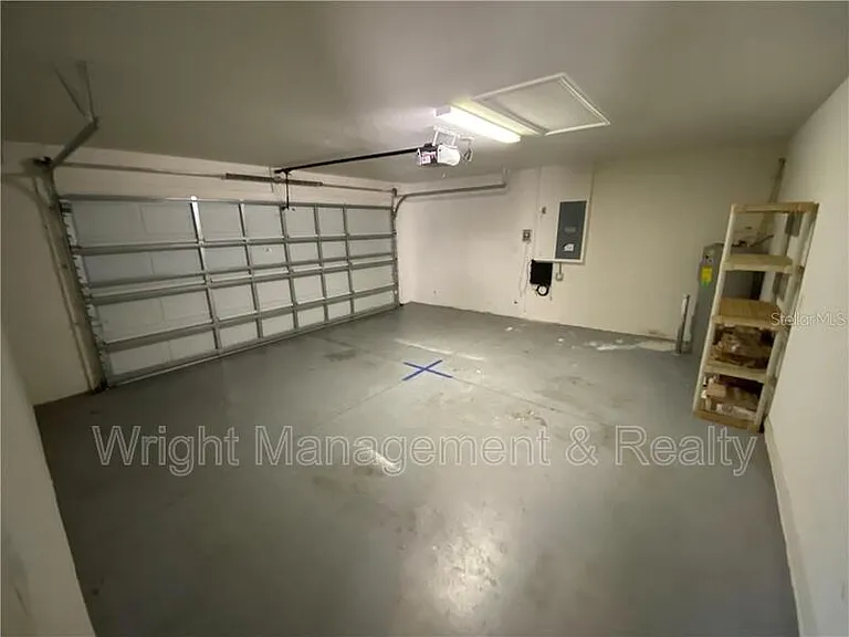 7843 Foxgrove Dr — Photo 17