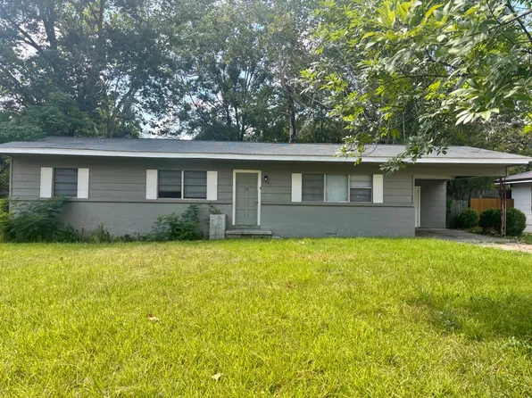 2741 Revere St, Jackson, MS 39212