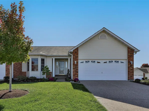 2701 Samuel Dr, Dardenne Prairie, MO 63368