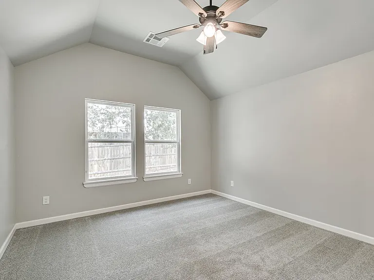 1007 Magnolia Dr — Photo 9