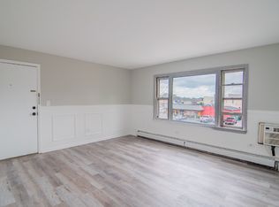 4851 Indianapolis Blvd APT 10, East Chicago, IN 46312