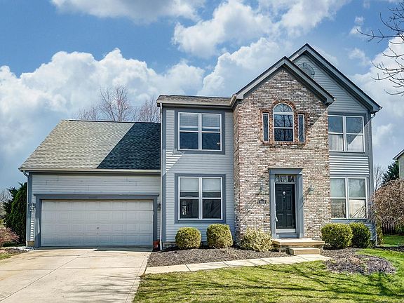 3rd image of 8609 Oak Creek Dr