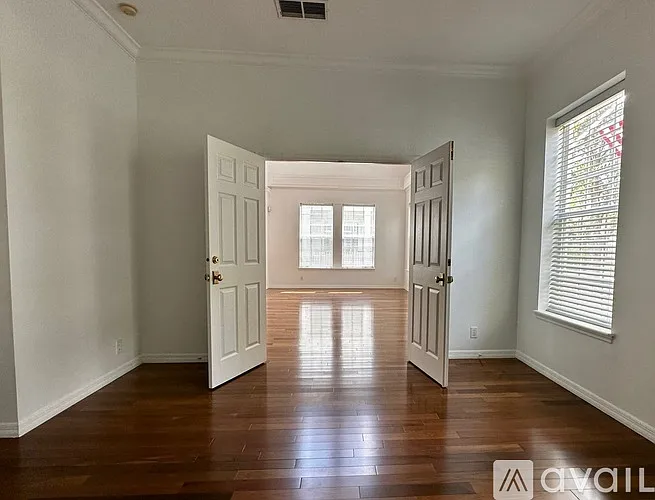 407 Iris St — Photo 25