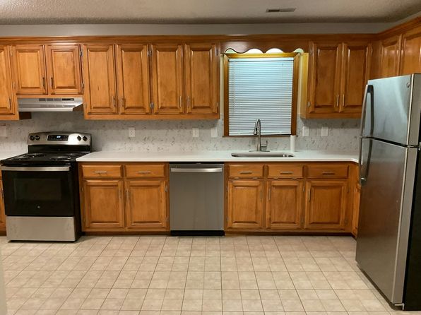 175 Ridgewood Dr