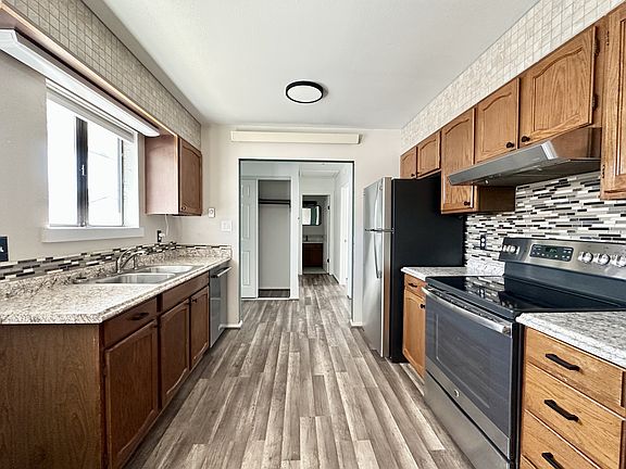 3rd image of 6721 Green Ct #1