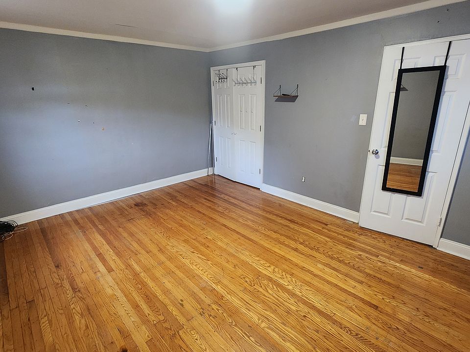 Bedroom #1