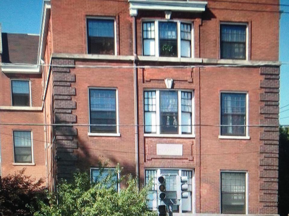 1st image of 536 North Ave #11