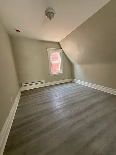 35 Seymour Ave #3L Photo 1