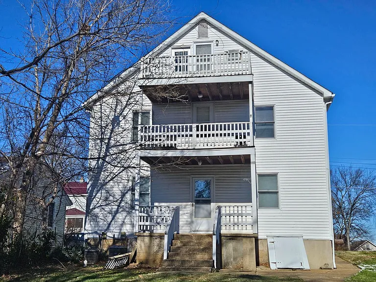 312-320 Grandview Ave — Photo 12