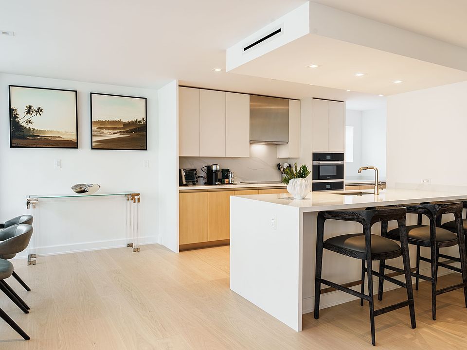 333 Sunset Kitchen